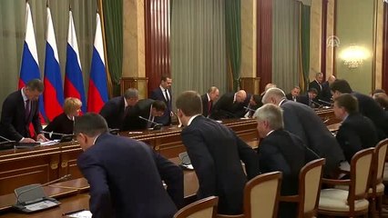 Rusya'da hükümet istifa etti