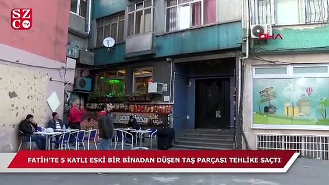 Binadan düşen taş parçası tehlike saçtı!
