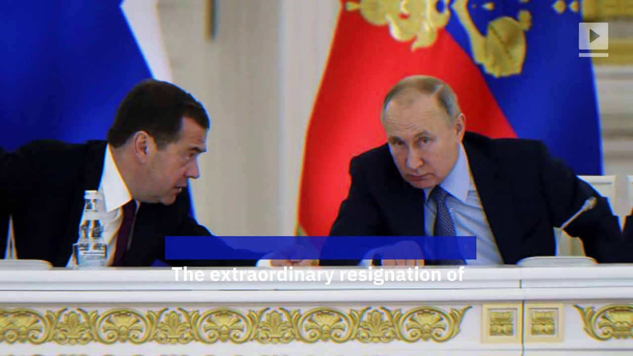 Russian Government Resigns as Putin Proposes Power Extension