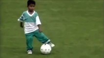 Minik Thiago Alcantara! 4 yaşında futbol şov...