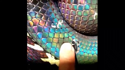 La peau de ce serpent va vous laisser sans voix