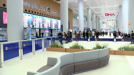 İstanbul havalimanında yolcu karşılama