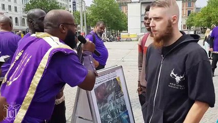 IUIC | Captain Isaac destroys islam in Germany