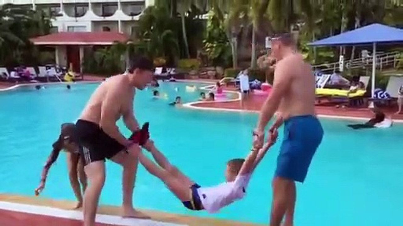 THROWING KIDS