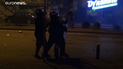 محامون: مئة موقوف على الأقل خلال يومين من التظاهرات في بيروت