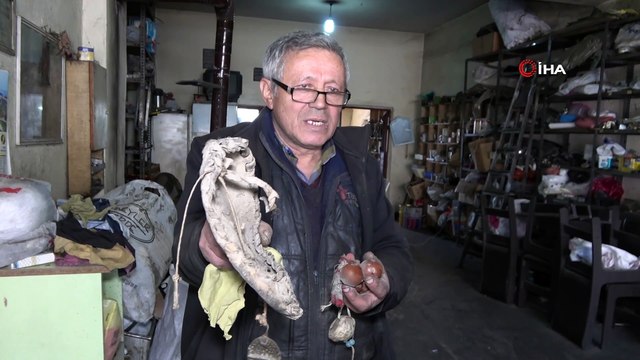 Kurtuluş Savaşından kalma dede yadigarı çarığa gözü gibi bakıyor