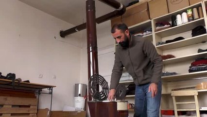 Donmak üzereyken buldukları "Nota" ve "Aşti" can dostları oldu