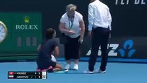 Ünlü tenisçi Dalila Jakupovic, nefes almakta zorlanınca gözyaşları içinde maçı bıraktı