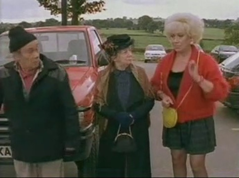 Last of the Summer Wine  S24/E10  Peter Sallis • Frank Thornton • Burt Kwouk • Kathy Staff • Dora Bryan
