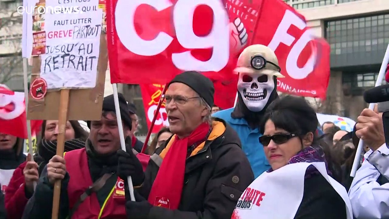 Retraites : pour le Premier ministre français Edouard Philippe, "la grève n'a que trop duré"