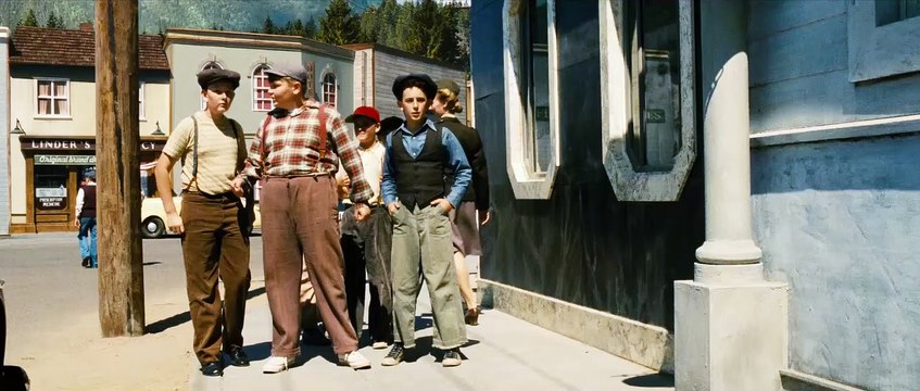 Extrait du film Little Boy - le combat