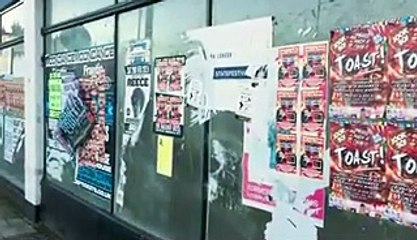 The rise and fall of Blockbuster and how it's surviving with just one store left