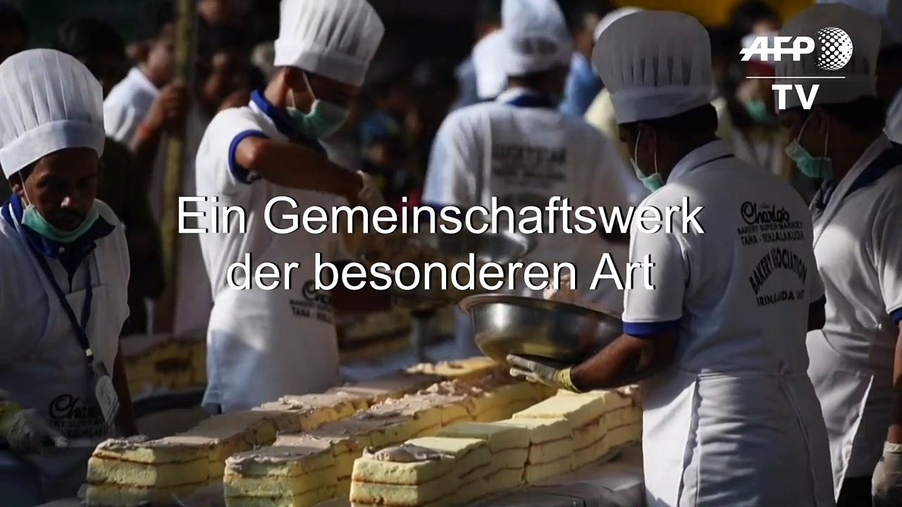 Rekordverdächtig: kilometerlanger kuchen in indien