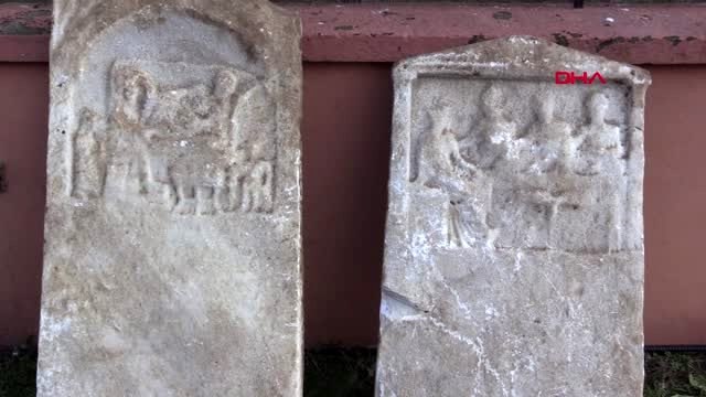 Balıkesir yağmur sularının ortaya çıkardığı mezar stelleri, roma dönemine aitmiş
