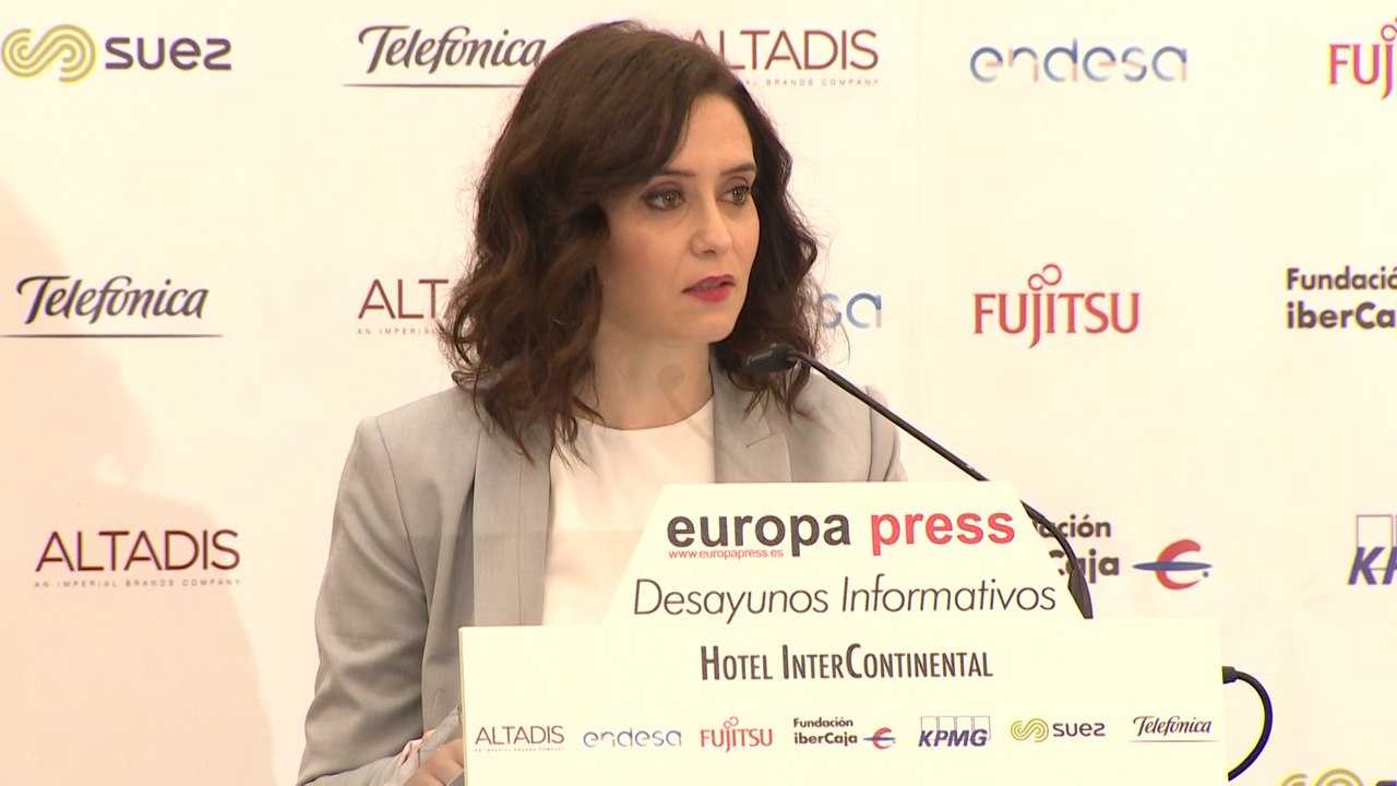 Ayuso carga contra la coalición de Sánchez e Iglesias