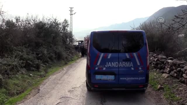 Seyir halindeyken yanan servis otobüsü kullanılamaz hale geldi