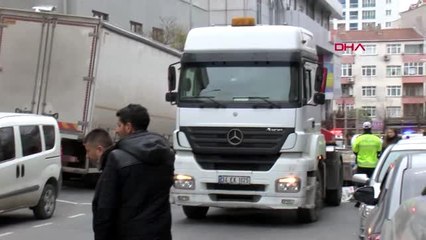 Gaziosmanpaşa'da tır'ın altında kalan çocuk öldü