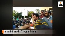 सांसद हनुमान बेनीवाल की युवक ने गिरेबान पकड़ी