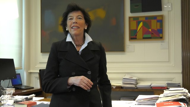 Gobierno advierte que llevará a los tribunales la 'censura parental'