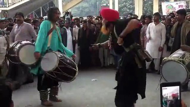 انا لست مجنون Ben deli değilim نا چھیڑملنگاں نوں