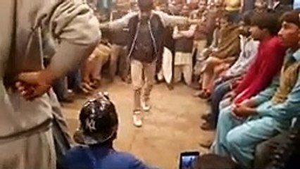 Pakistani dancer Laila O Laila song