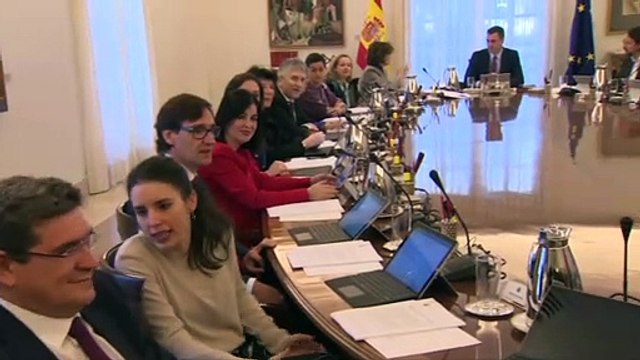 PP y Ciudadanos critican el cambio de día del Consejo de Ministros