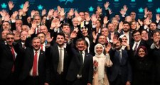 Ahmet Davutoğlu'nun partisine katılmak için AK Parti'den istifa etti