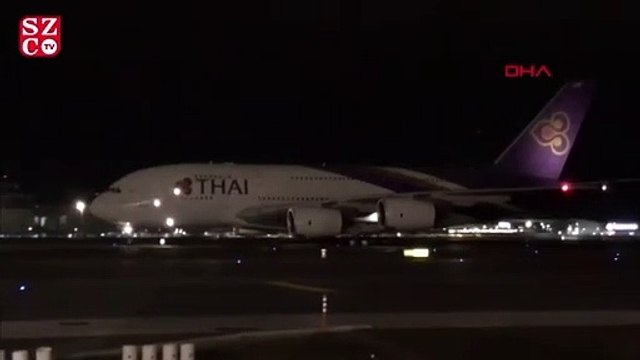 İstanbul Havalimanı'na A380 tipi uçak acil inş yaptı