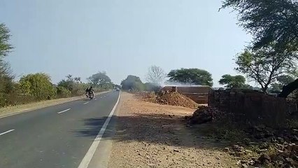 मंदसौर में ईंट भट्टे से निकलने वाले धुंए से लोग परेशान