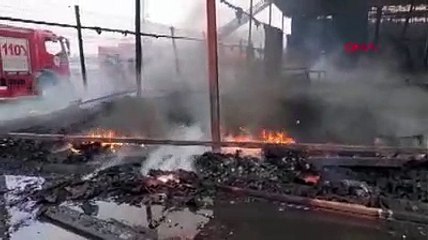 Samsun'da bir fabrikadan alevler yükseliyor