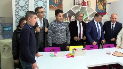 İzmirli özel eğitim öğrencileri karnelerini coşkuyla aldı