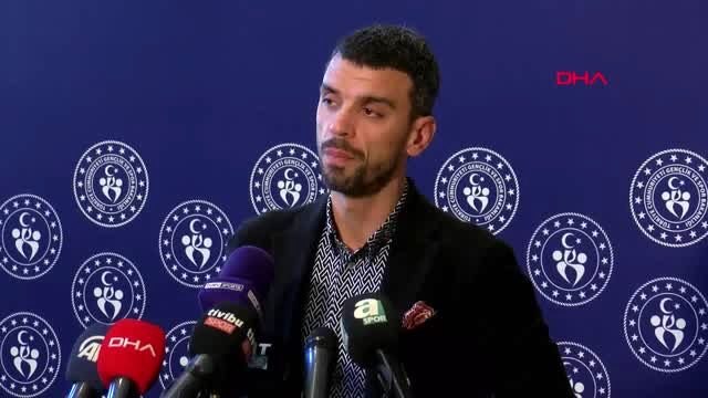 Spor kenan sofuoğlu, spor kulüpleri ve federasyonları çalıştayı'nda konuştu