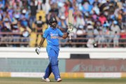 Shikhar Dhawan Misses Out On A Well-deserved Century | Oneindia Malayalam