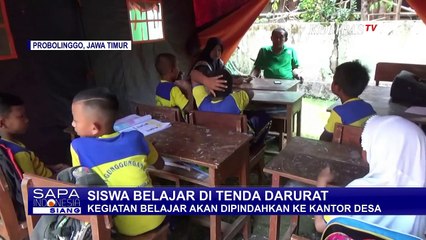 Sejumlah Siswa Probolinggo Belajar di Tenda Darurat