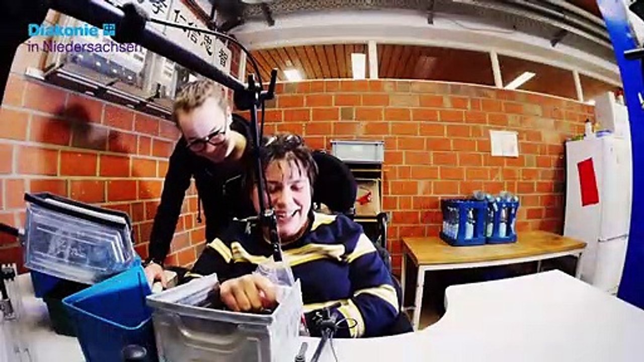 Diakonie in Niedersachsen - FSJ in der Werkstatt Hilter (Heilpädagogische Hilfe Osnabrück) - Video Karrideo Imagefilmproduktion ©®™