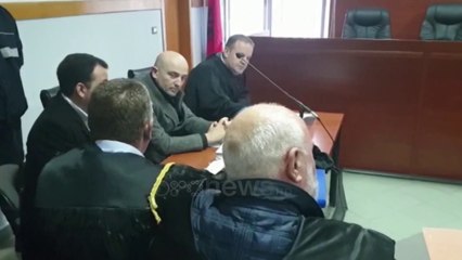 Ora News - Abuzimi me ndërtimet, gjykata e Durrësit liron 10 efektivë dhe zyrtarë
