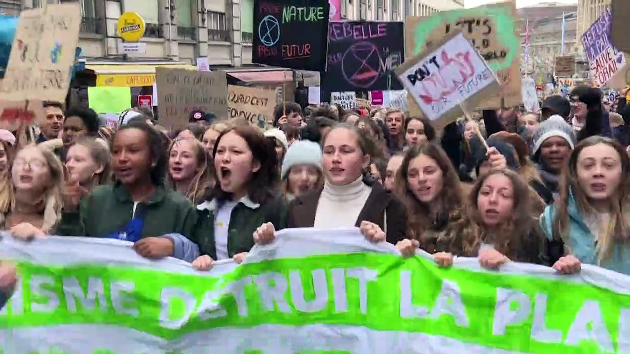 Greta Thunberg beim Schweizer Klimastreik dabei