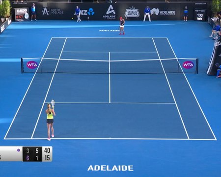 Barty fights back to reach WTA Adelaide final