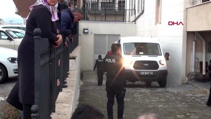 Mersin kız kardeşini öldürmekle suçlanan başkanın yargılanmasına başlandı