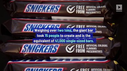 Snickers Breaks Record for World’s Largest Chocolate Nut Bar