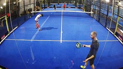 Puntaco #56 du Match du 17/01 à 19:03 - Court Betclic (4PADEL Bordeaux)