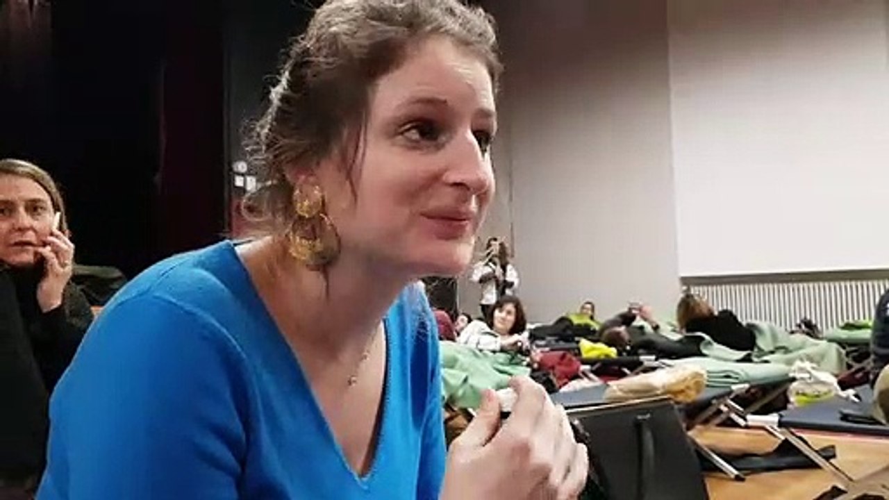 Accès impossible aux stations de Tignes et Val d'Isère, les vacanciers restent bloqués à Bourg-Saint-Maurice