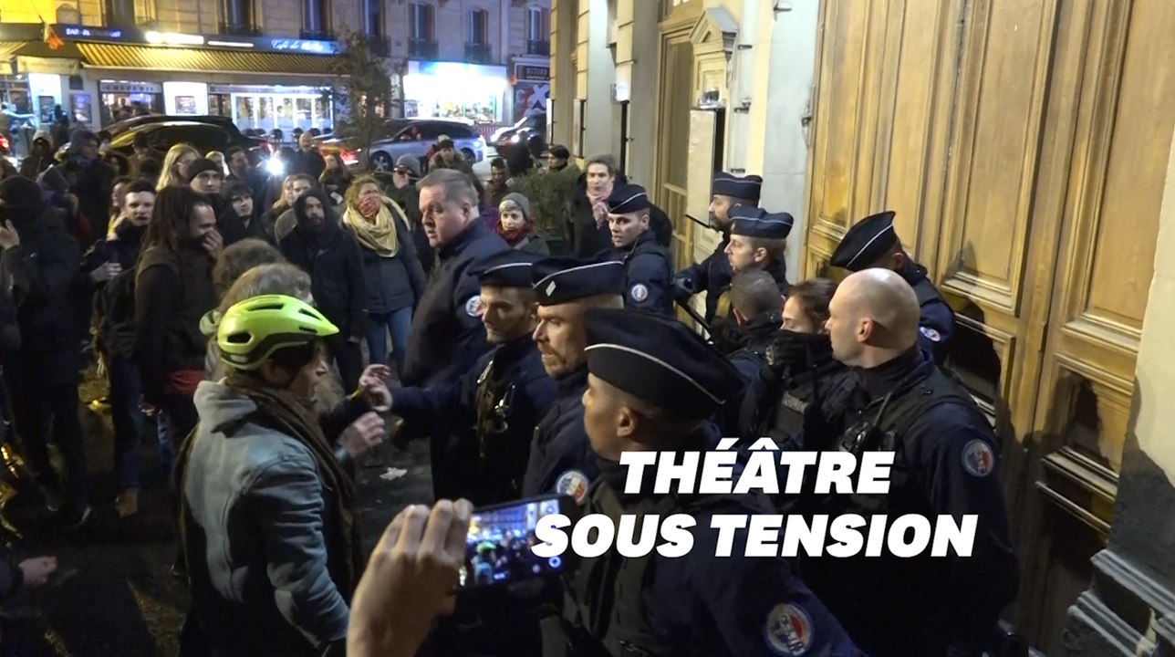 Macron évacué du théâtre des Bouffes du Nord