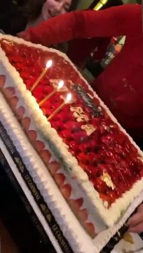 كلاكيت ثاني مرة.. ياسمين عبد العزيز تحتفل بعيد ميلادها مع أبنائها