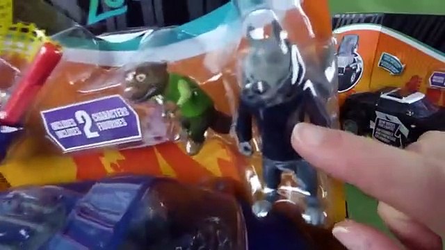 Disney Zootopia Toys- Officer Judy Hopps Police Cruiser and Mr Ottertons Capture Van Playset Toys