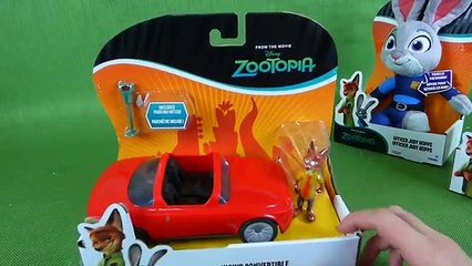 Zootopia Toys- Disney's Zootopia Nick Wilde's Convertible Toy Car Playset-