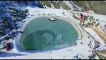 2 bin 950 metrede göl manzaralı kayak ve paraşüt keyfi