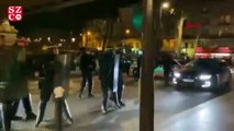 Macron tiyatrodayken protestocular binayı sardı