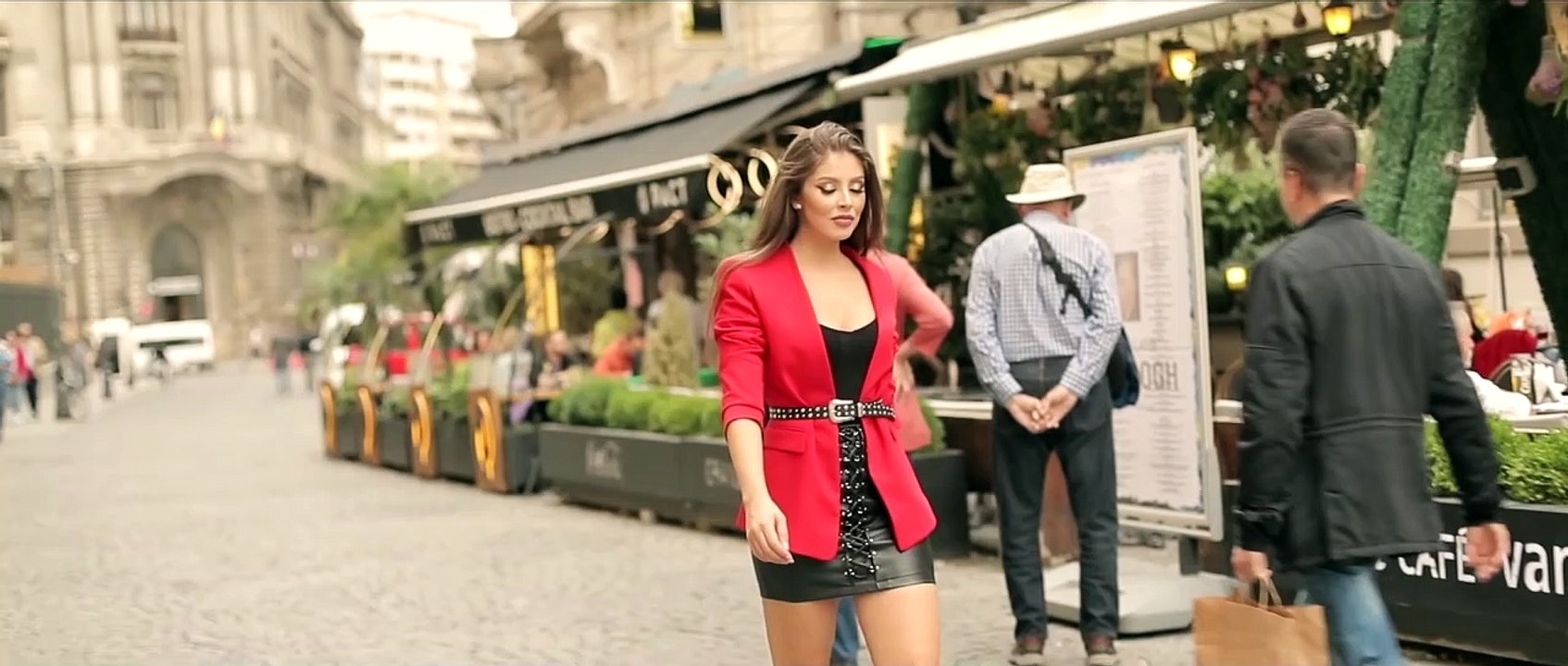 Blondu de la Timisoara - Si pe ploaie si pe soare [manele noi 2020]