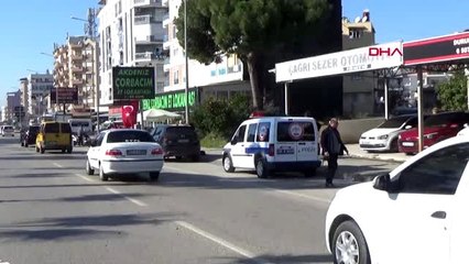 Antalya refüjden karşıya geçmek isterken ciple çarpışan motosikletin sürücüsü öldü